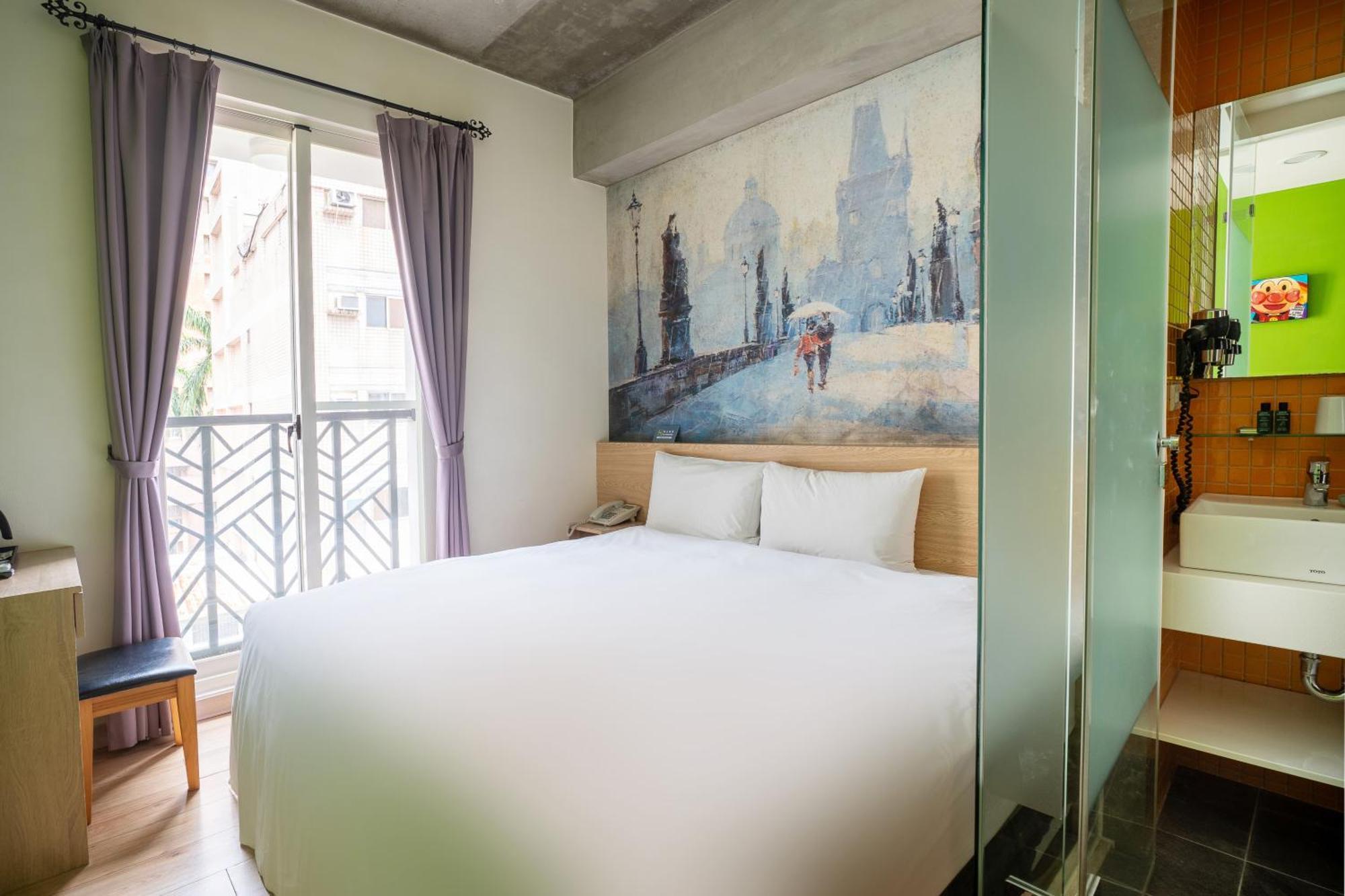 Check Inn Express Taichung Yizhong Exterior photo